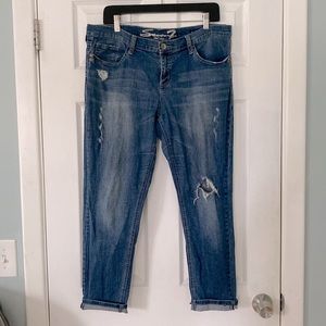 Seven7 Distressed Skinny Easy Fit Jeans